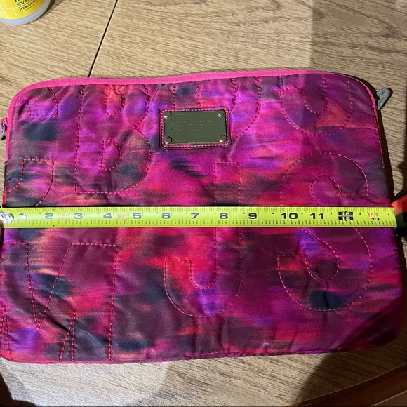 Marc by Marc Jacobs laptop case. - Picture 4 of 4